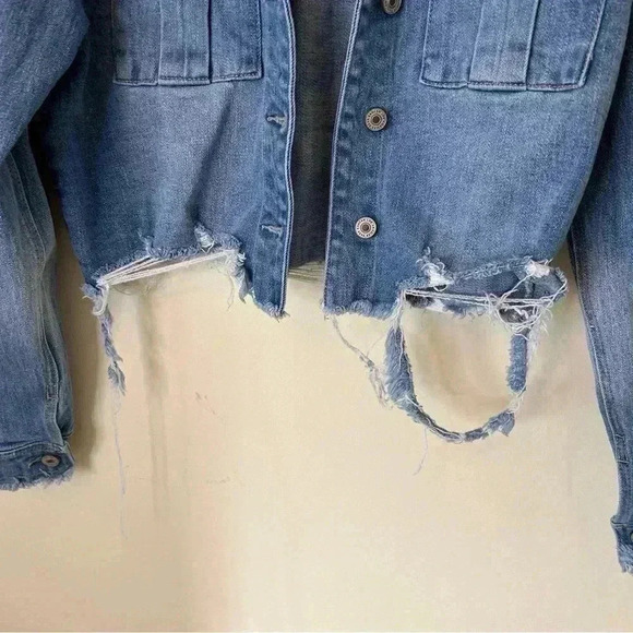 KanCan Destroyed Raw Frayed Hem Cropped Jean Jacket Size L - Picture 5 of 7